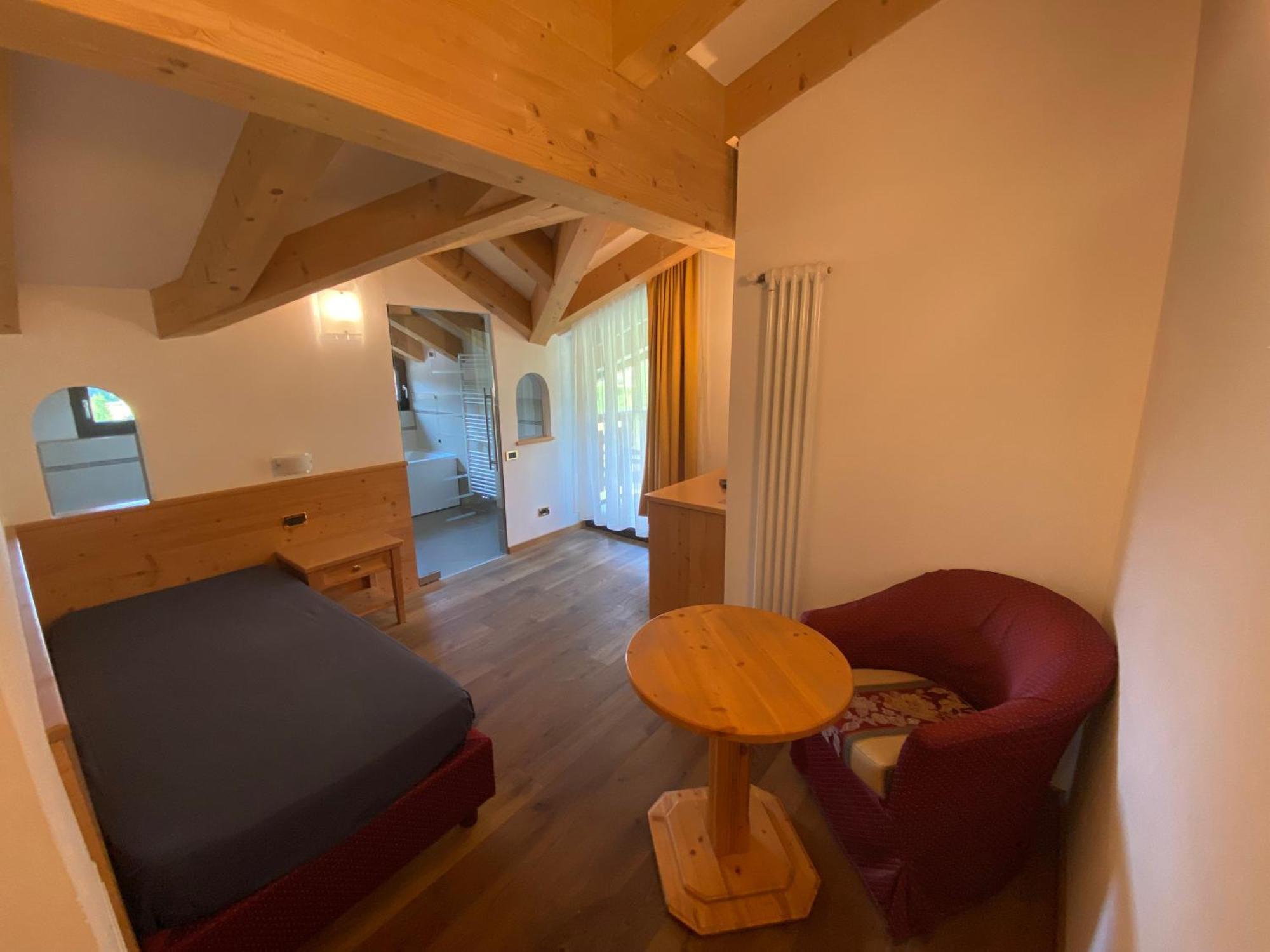 Hotel Terme Antico Bagno Pozza di Fassa Chambre photo