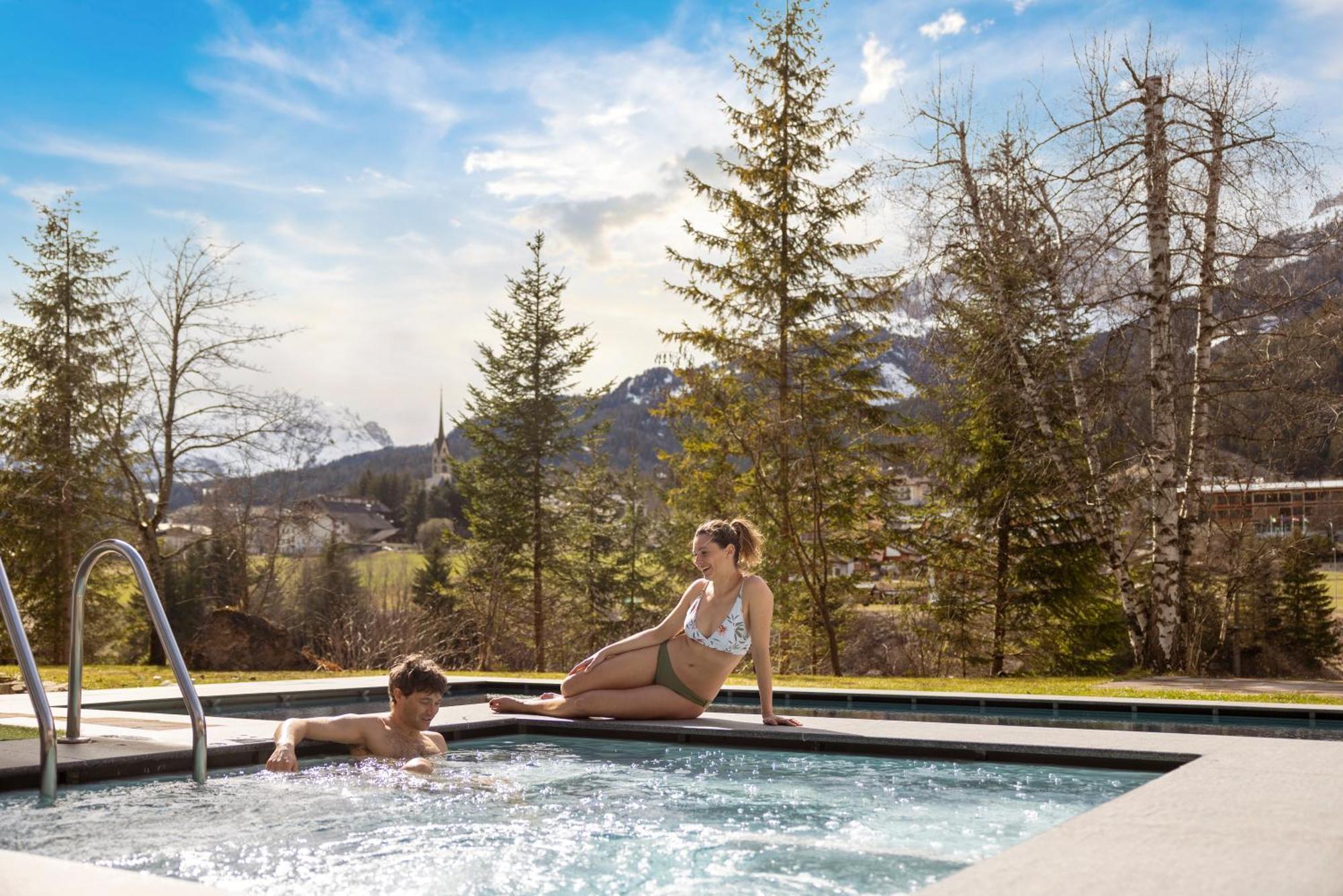 Hotel Terme Antico Bagno Pozza di Fassa Extérieur photo