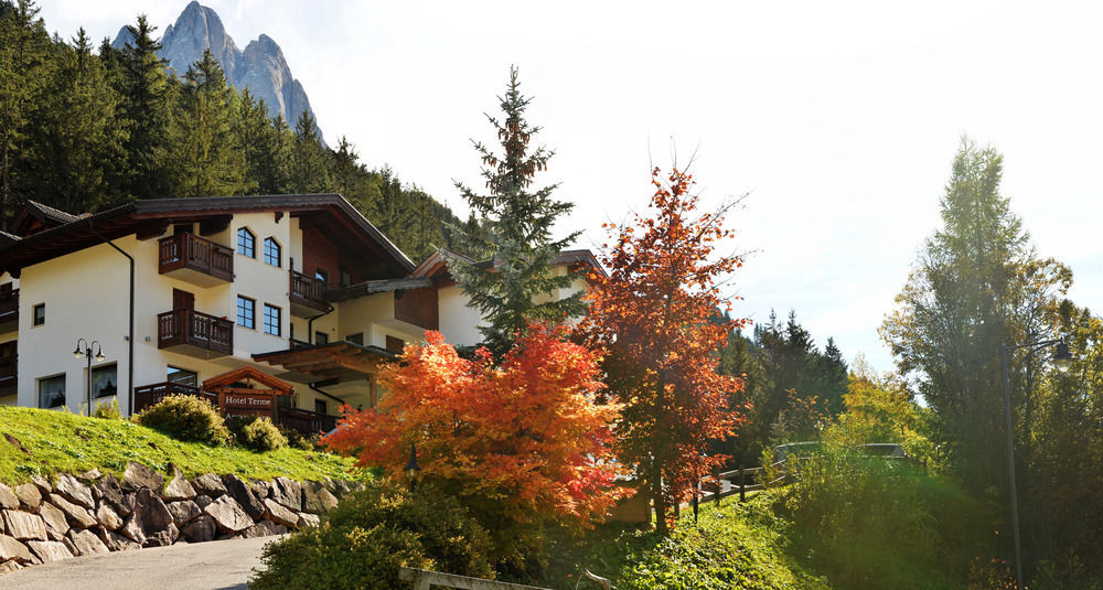 Hotel Terme Antico Bagno Pozza di Fassa Extérieur photo